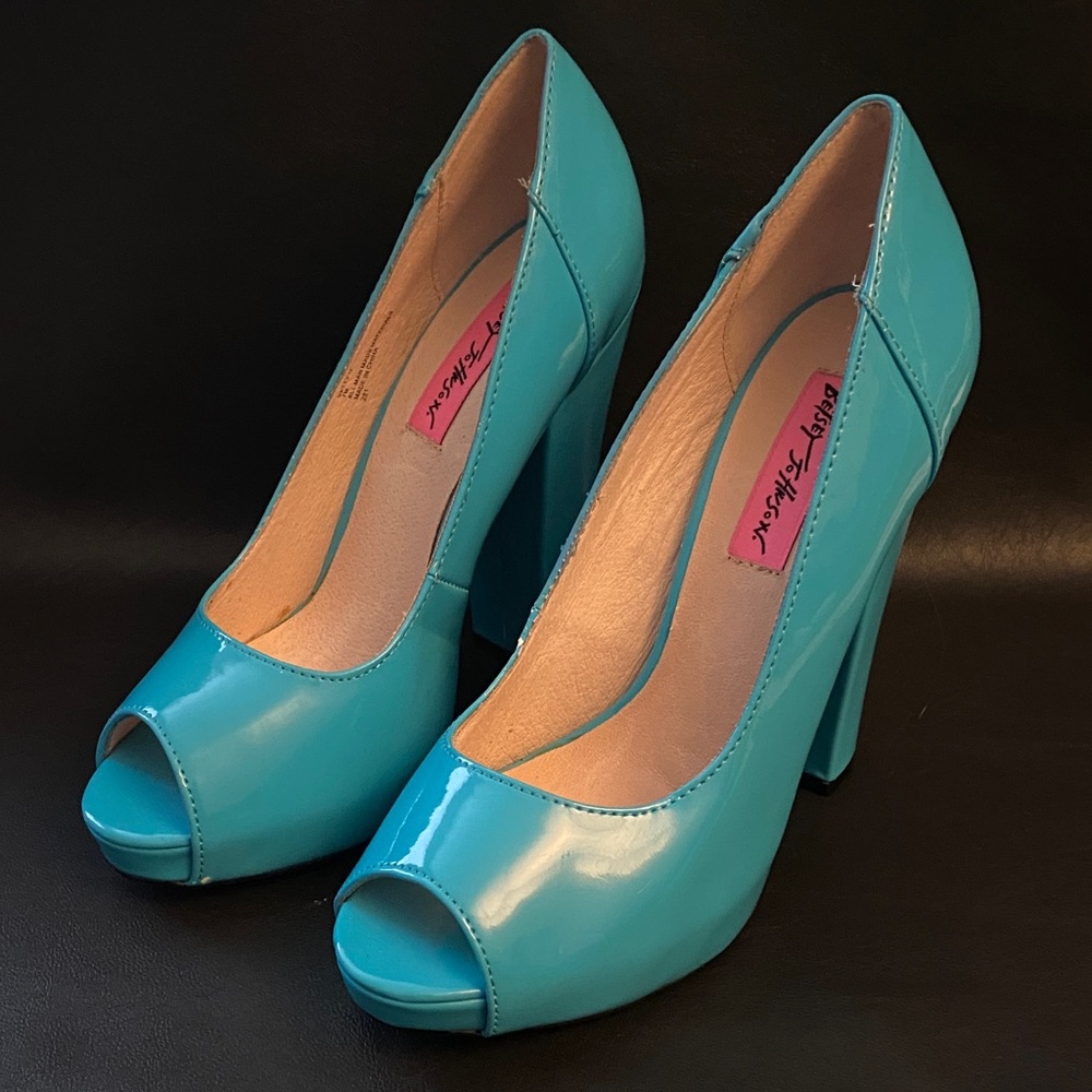 Betsey Johnson High Heel Pumps
